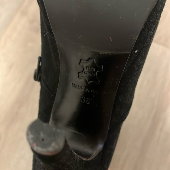 Vera Cuoio Black Suede Leather Heeled Booties - Picture 3 of 4